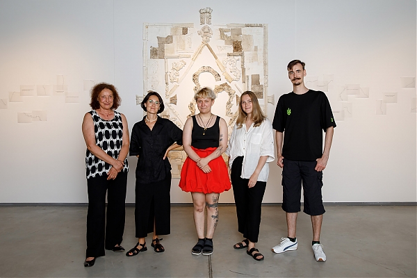 The collective exhibition "The Soil under My Nails Reminds Me of Dried Blood" will soon open in the Artsvit Gallery