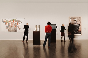 The exhibition ‘Kaleidoscope of (Hi)stories. Ukrainian Art 1912–2023’ at the Albertinum Museum in Dresden is coming to an end!