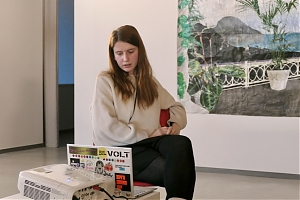 Розпочався останній тиждень роботи виставки Каріни Синиці «Велкам ту парадайз»