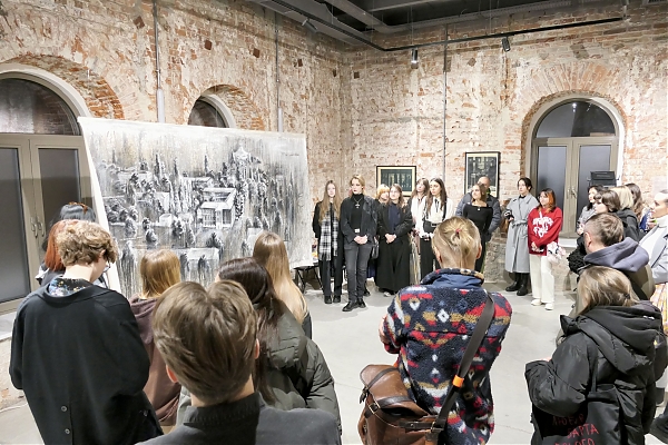 Приходьте цієї суботи, 6 грудня, на відкриття виставки «Дніпро. Ріка пам’яті», створеної руками молоді