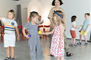 We are announcing a special class for children, ‘“Artsvit for Kids: Me and the World Around Me,”’ to mark the 10th anniversary of the Artsvit Gallery!
